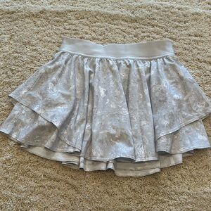 Lululemon white and gray high rise skirt size 6